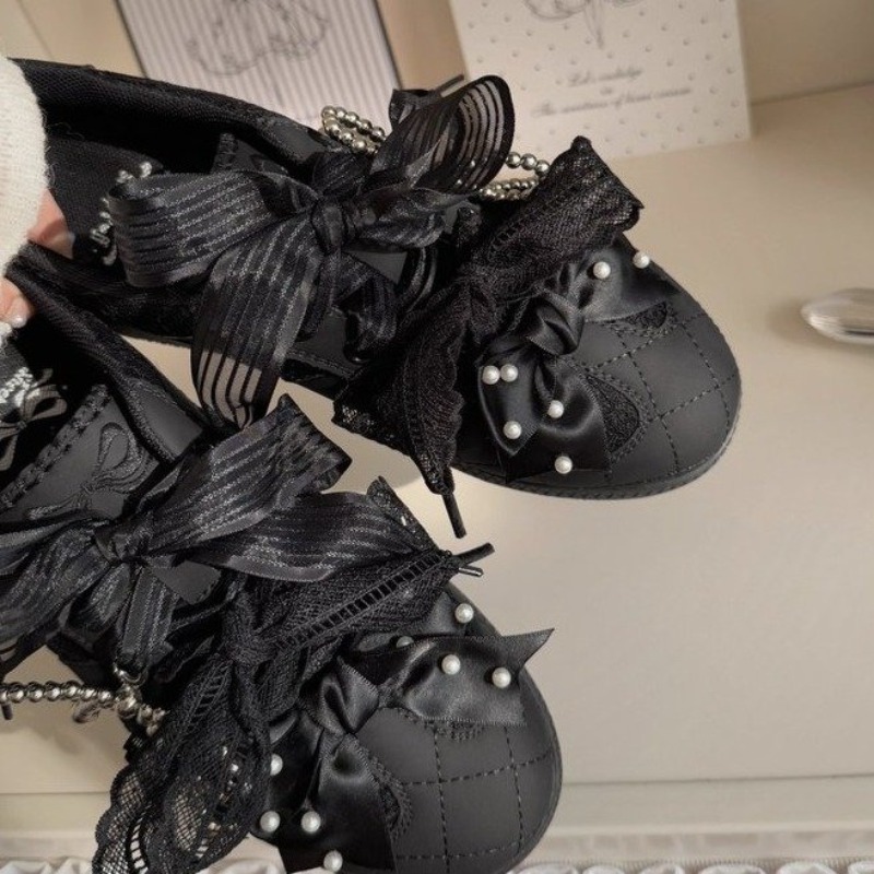 Sepatu Sneakers Model Lolita M - Embroidery Garments ulasan dan harga