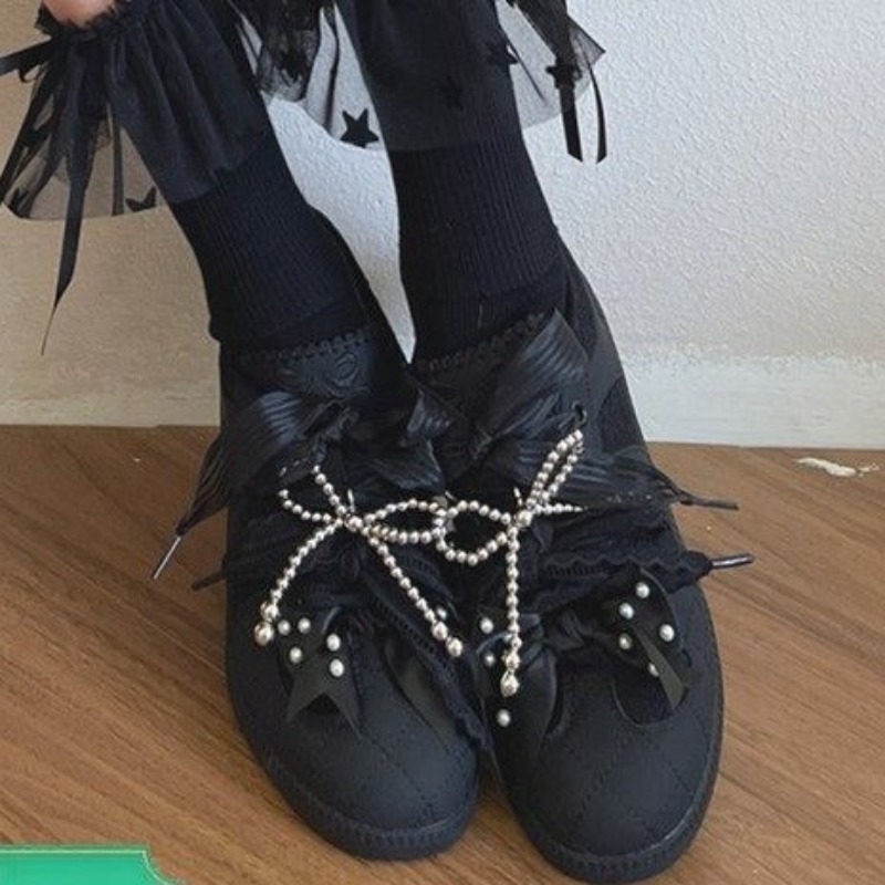 Sepatu Sneakers Model Lolita M - Embroidery Garments ulasan dan harga