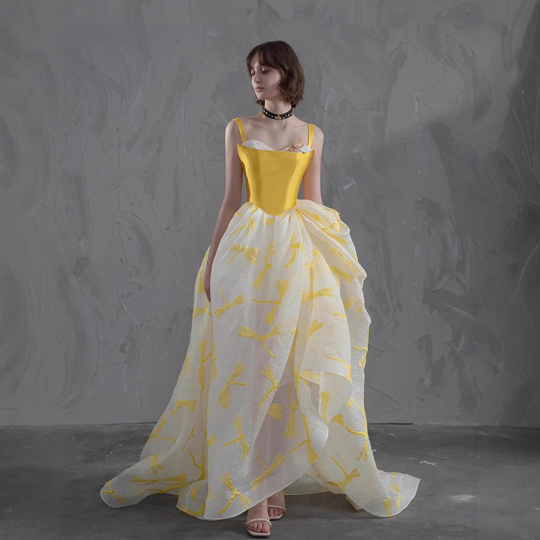 Gaun Pesta Pernikahan Elegan W - Embroidery Yellow Dress ulasan dan harga