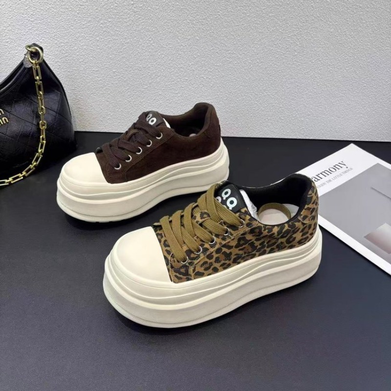 Sepatu Sneakers Platform Motif - Embroidery Garments ulasan dan harga