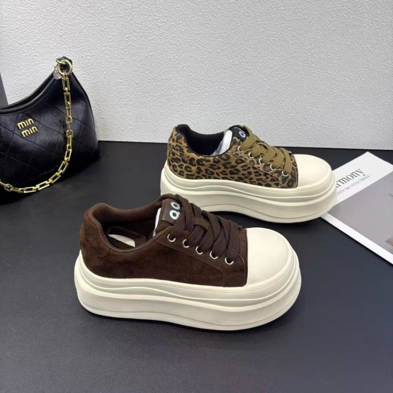 Sepatu Sneakers Platform Motif - Embroidery Garments ulasan dan harga